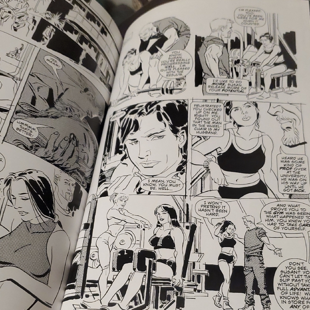 Noir Crime Comics Collection - Picture 3 of 3